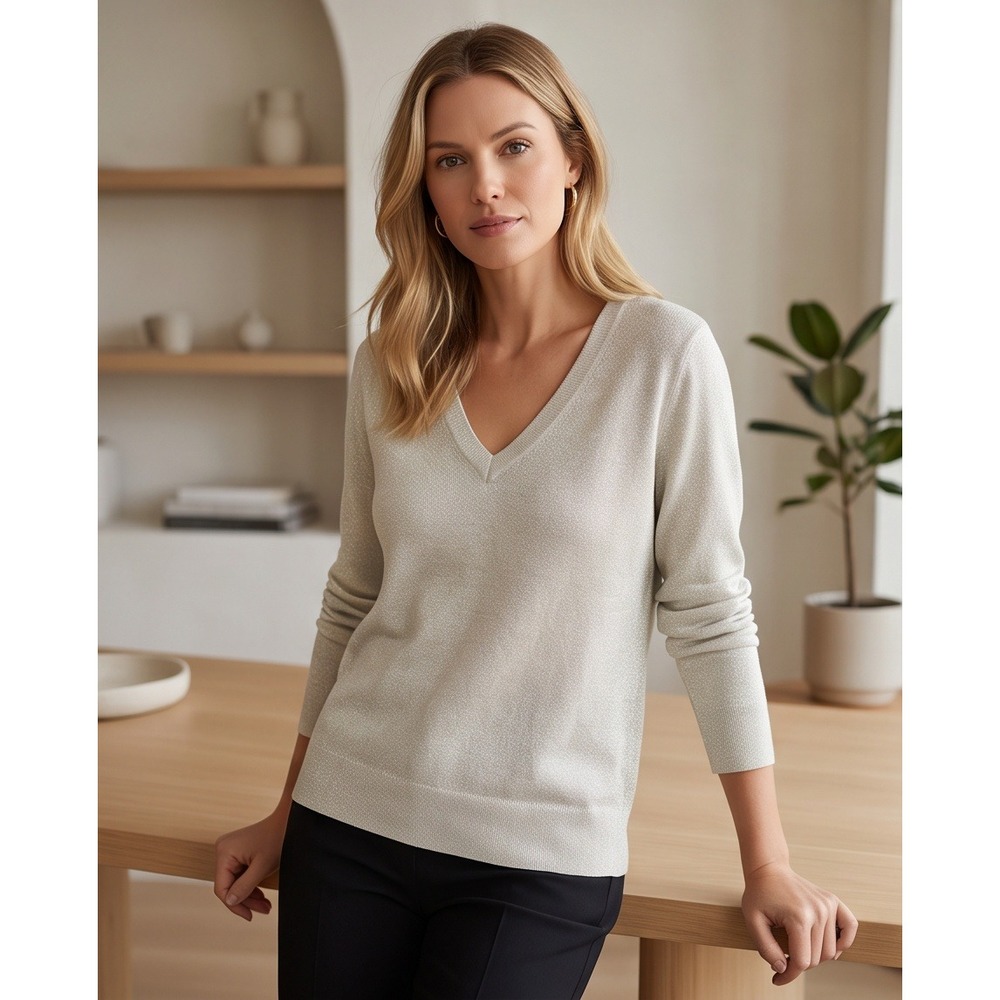 New York & Company XL Shimmer Knit‎ V-Neck Sweater Cream & Silver NWOT